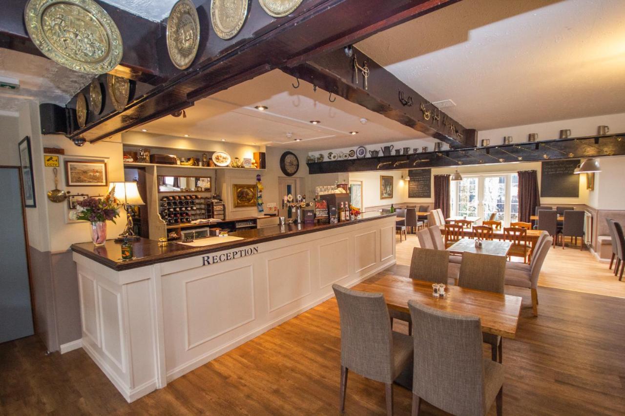 Horse And Hound Country Inn Bonchester Bridge Exterior foto