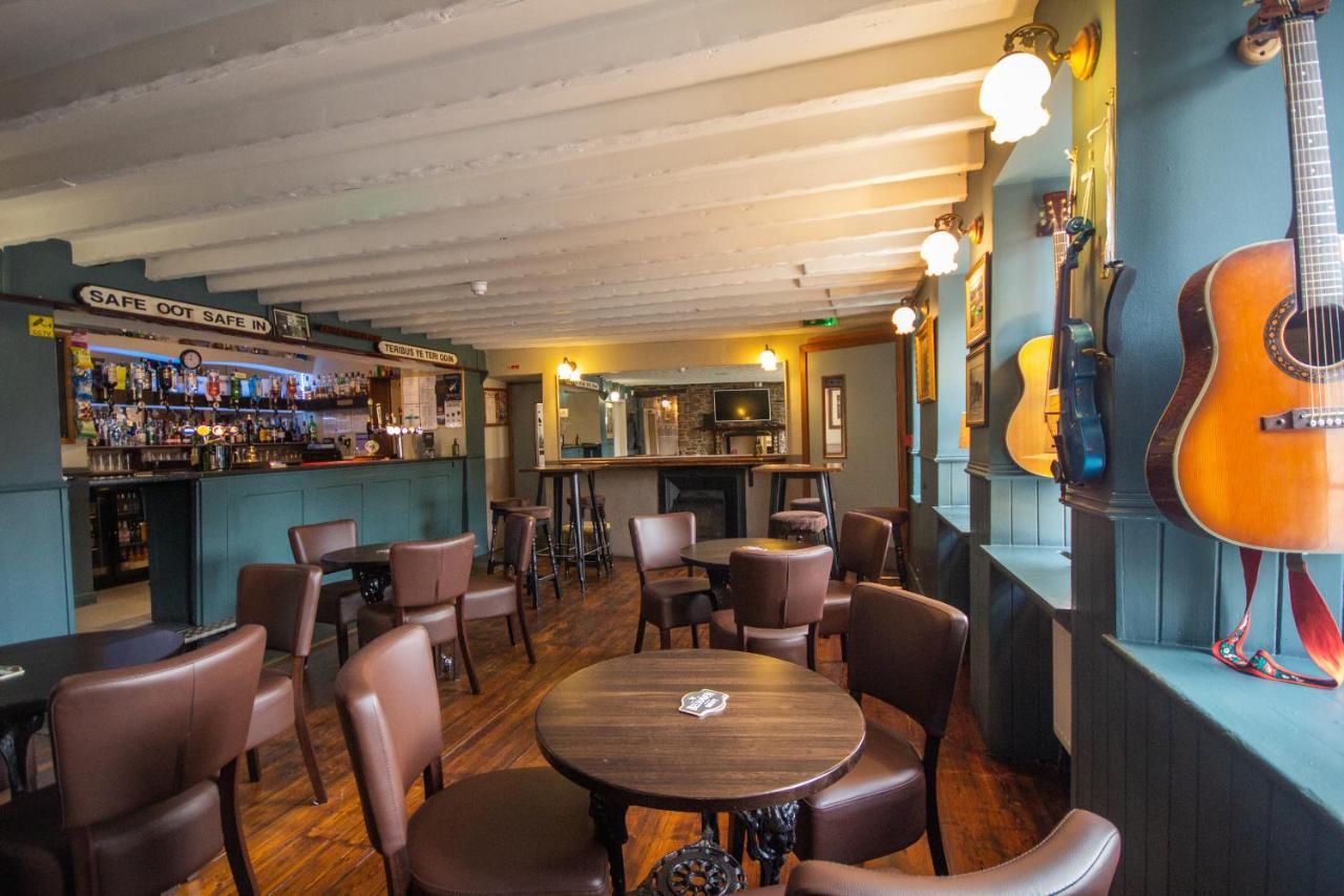 Horse And Hound Country Inn Bonchester Bridge Exterior foto